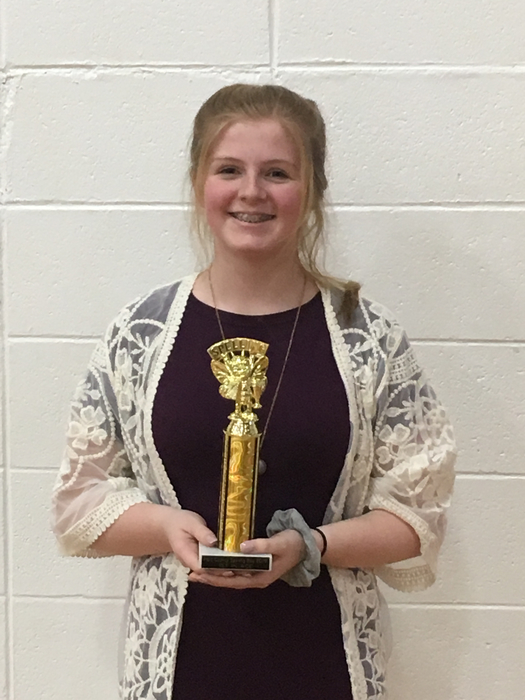Teegan Parsons earned a first place trophy.